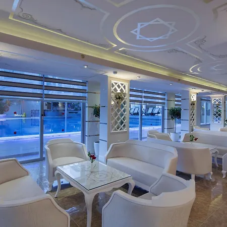 阿雷耶克娄巴特拉公寓酒店