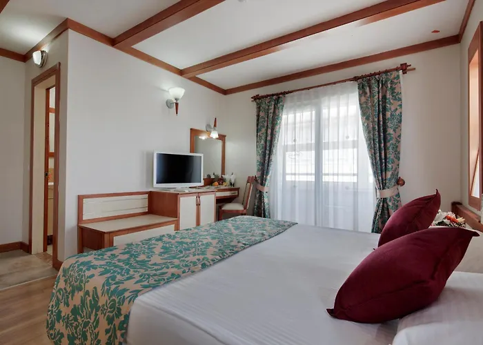 Alaiye Kleopatra Hotell 4*